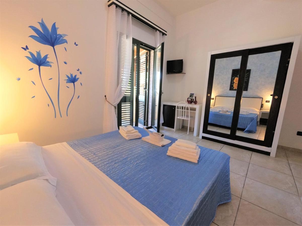 Hotel Alba Chiara Sant'Andrea Salento Kültér fotó