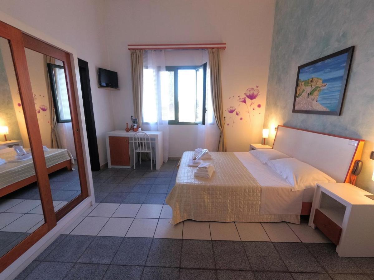 Hotel Alba Chiara Sant'Andrea Salento Kültér fotó