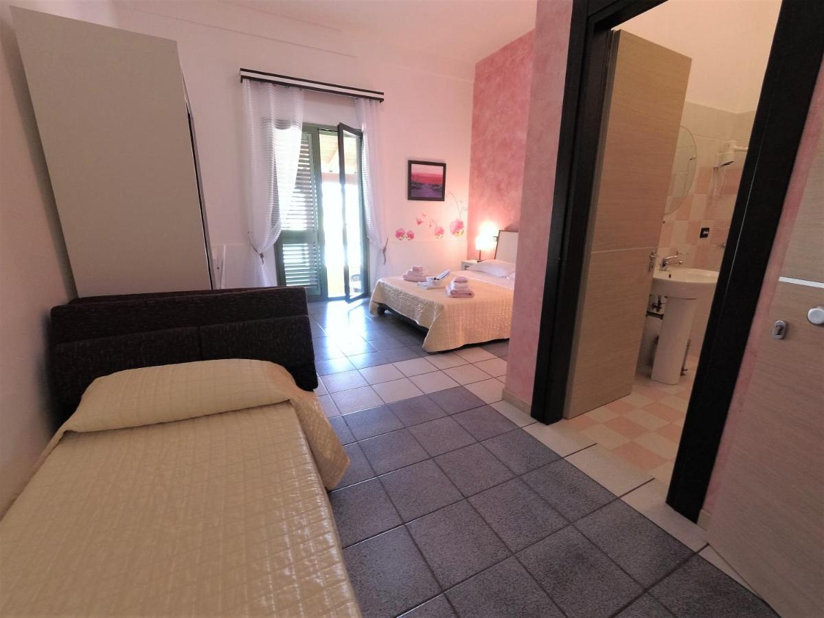 Hotel Alba Chiara Sant'Andrea Salento Kültér fotó