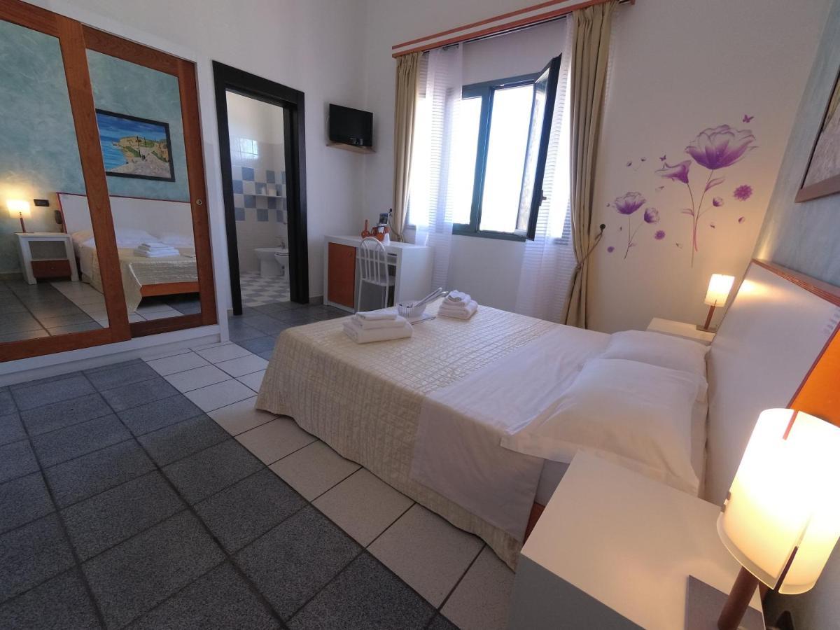 Hotel Alba Chiara Sant'Andrea Salento Kültér fotó