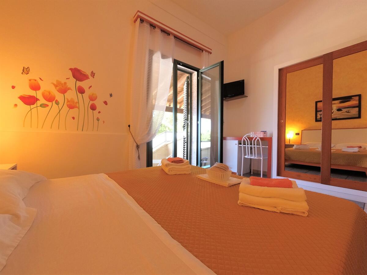Hotel Alba Chiara Sant'Andrea Salento Kültér fotó